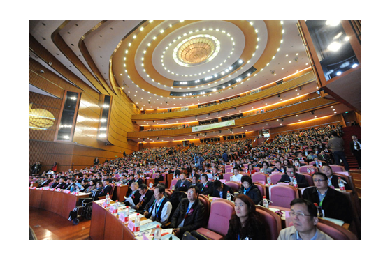 第十届中国成长型医药企业发展论坛在西安召开  董事长肖伟荣获“成长十年科技贡献奖”